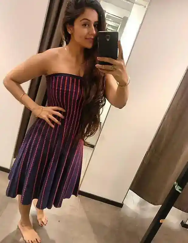Shamirpet Call Girl Jenny